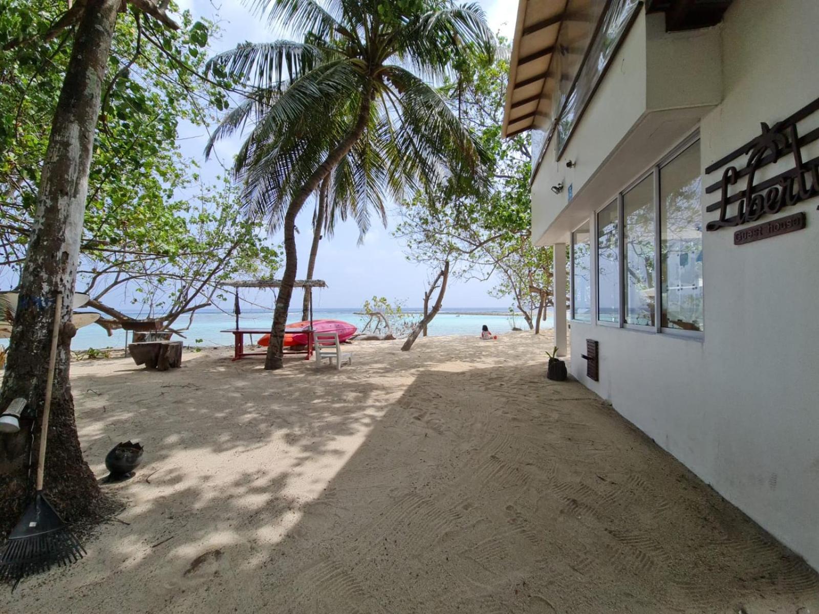 Liberty Guesthouse Maldives Mahibadhoo Eksteriør billede